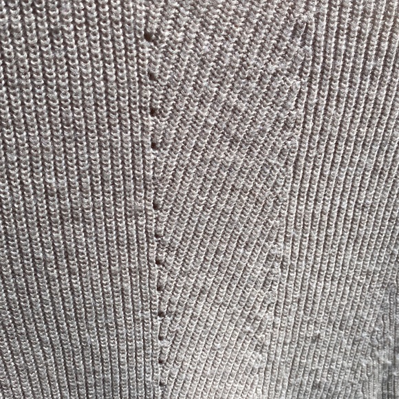 🌹Ann Taylor Factory Sweater - Picture 4 of 5